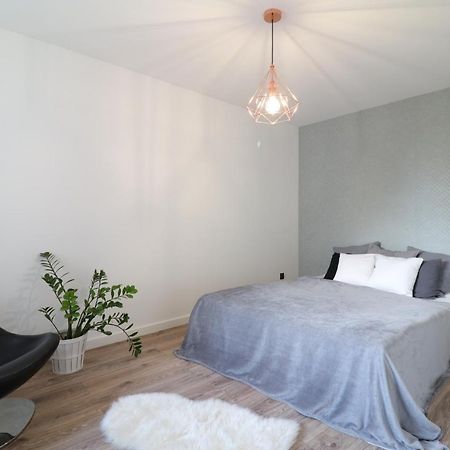 Апартаменти Niron Apartament Валч Екстер'єр фото
